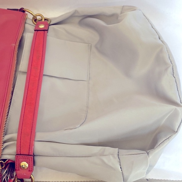 Coach Liquid Leather Daisy Poppy - Picture 9 of 15